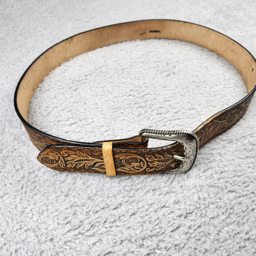 Vintage Brown Tooled Leather Western Belt Made in Mexico Size 42 Silver Buckle